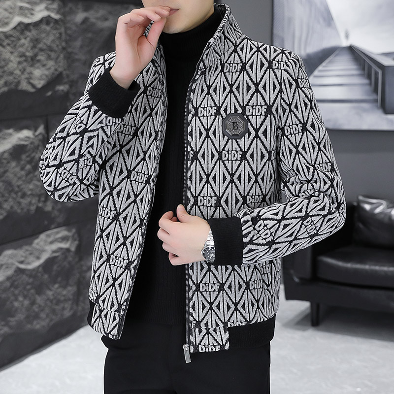 Brand winter Jacquard Woolen J - Streetwear Brand Fashion ulasan dan harga